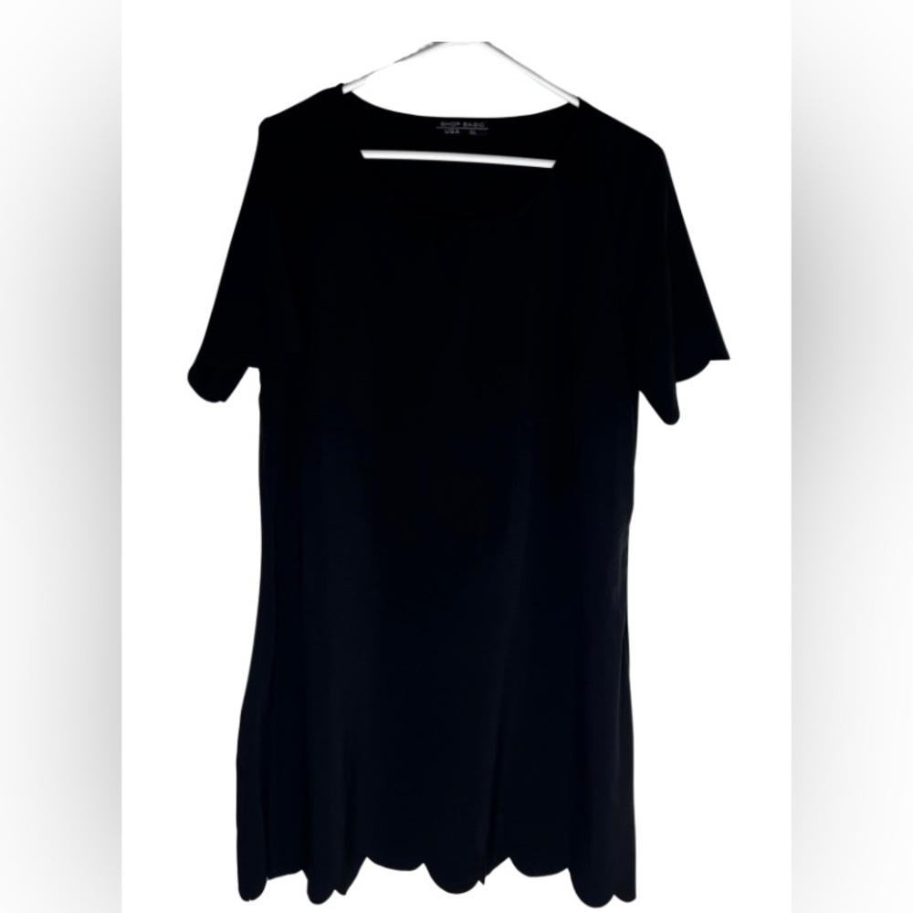 Black XL Scalloped Boutique Dress